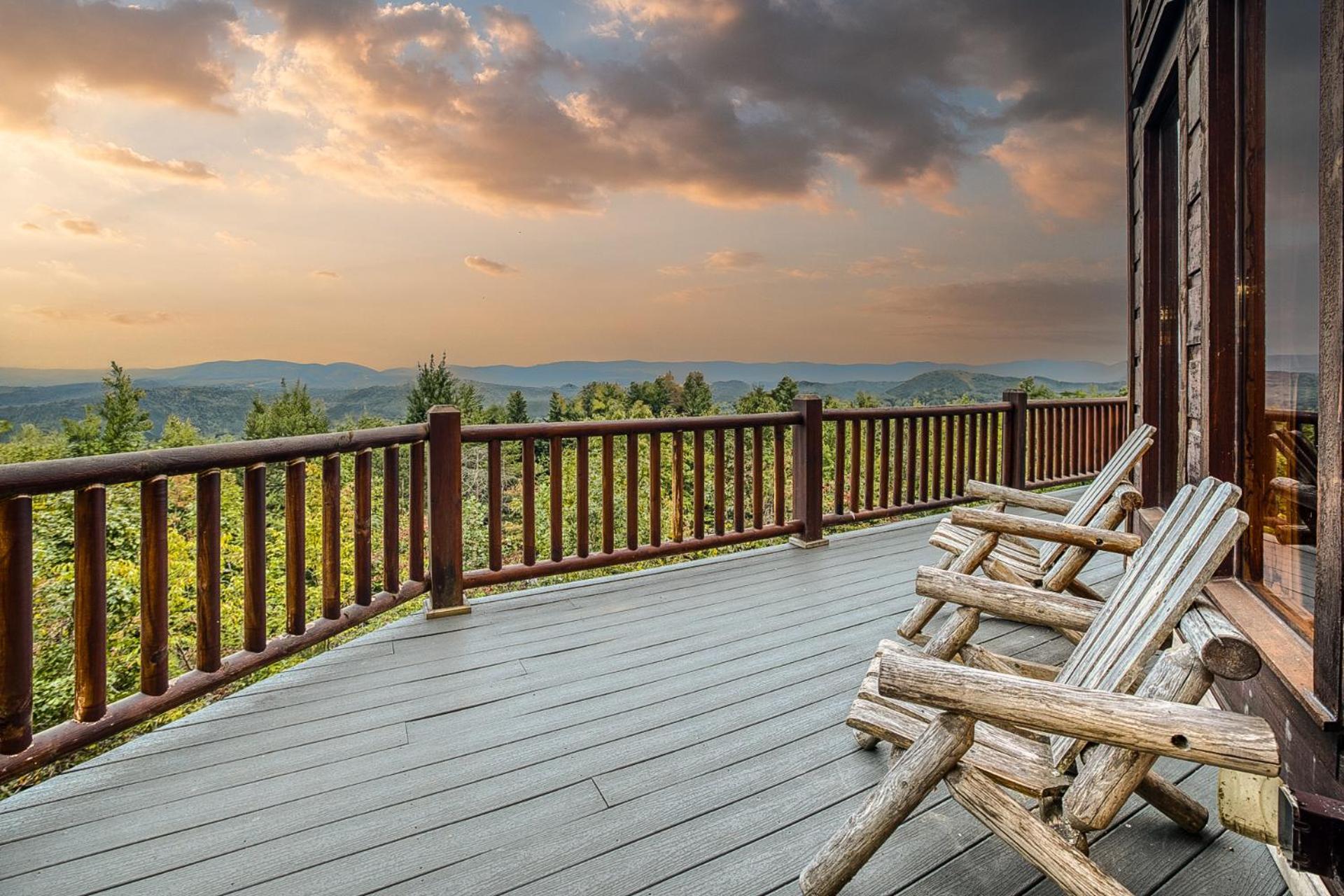 Sky High Lodge By Bk Stays. Large Cabin. Amazing Views. Game Room. Jacuzzi. Six Bedrooms. Sleeps 12 Blue Ridge Buitenkant foto