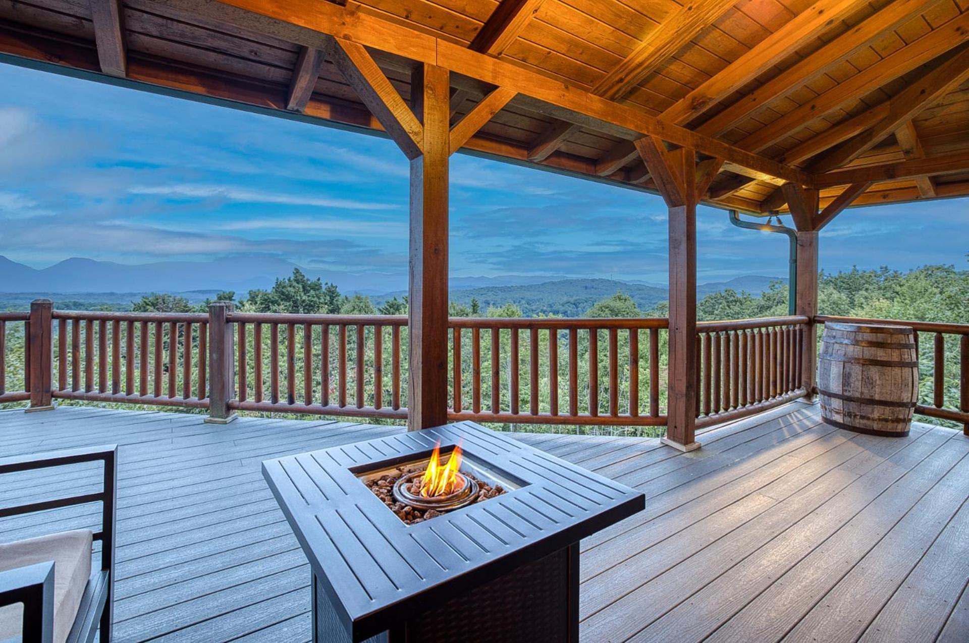 Sky High Lodge By Bk Stays. Large Cabin. Amazing Views. Game Room. Jacuzzi. Six Bedrooms. Sleeps 12 Blue Ridge Buitenkant foto